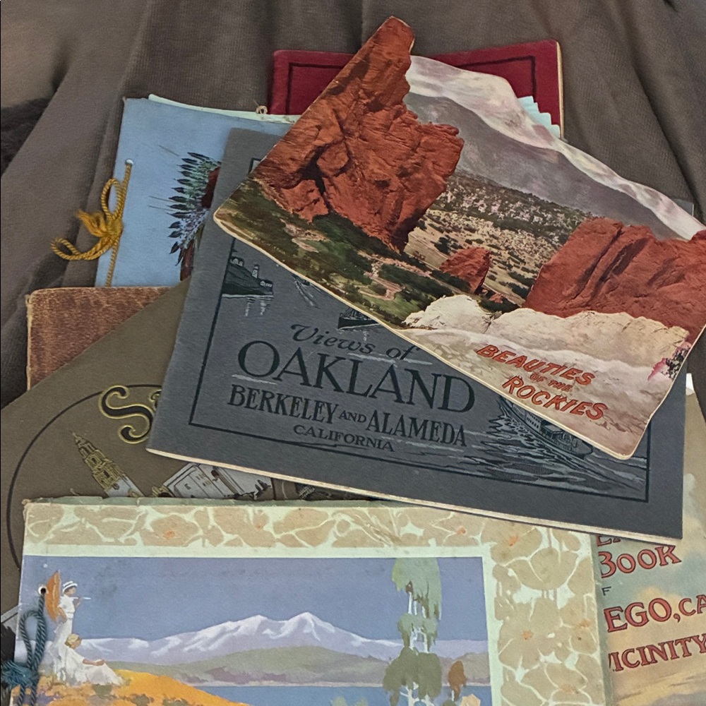 ✴️vtgTravel Book Collection